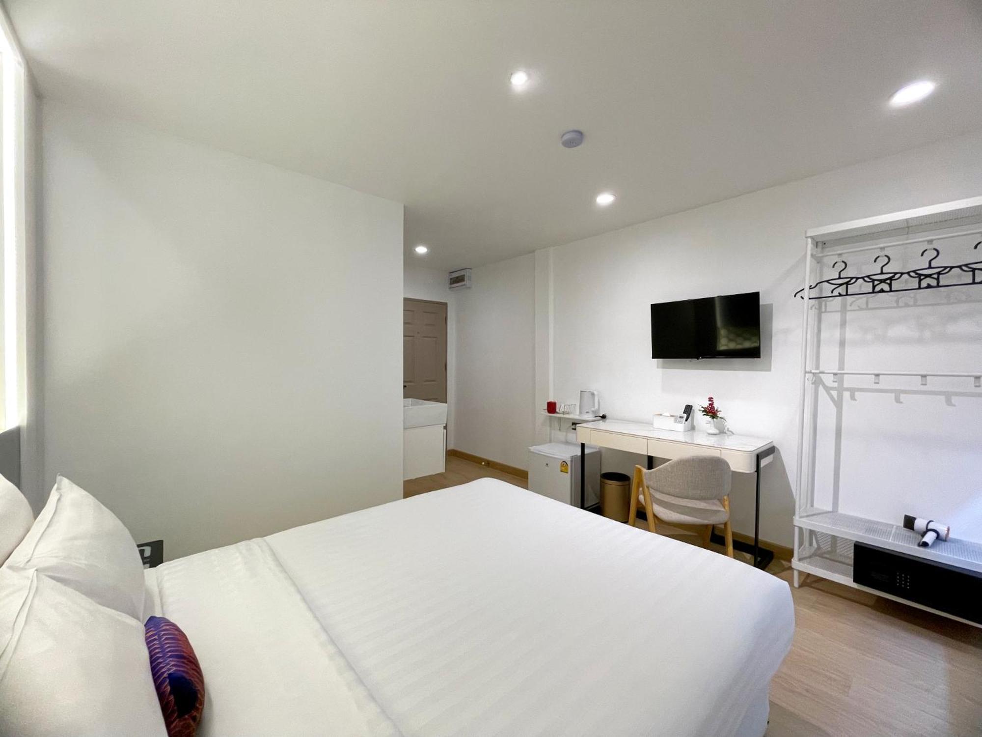 Arawana Express Sukhumvit 22 Aparthotel Bangkok Ngoại thất bức ảnh