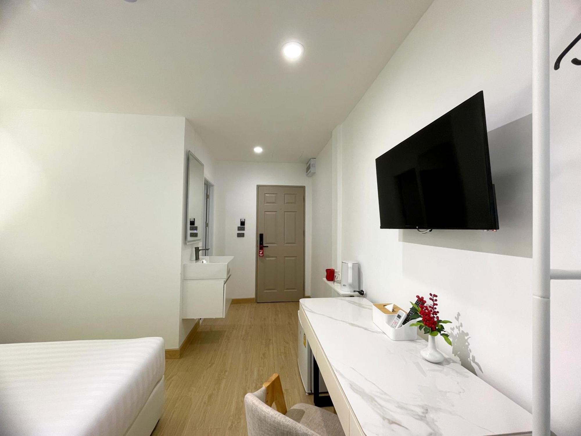 Arawana Express Sukhumvit 22 Aparthotel Bangkok Ngoại thất bức ảnh